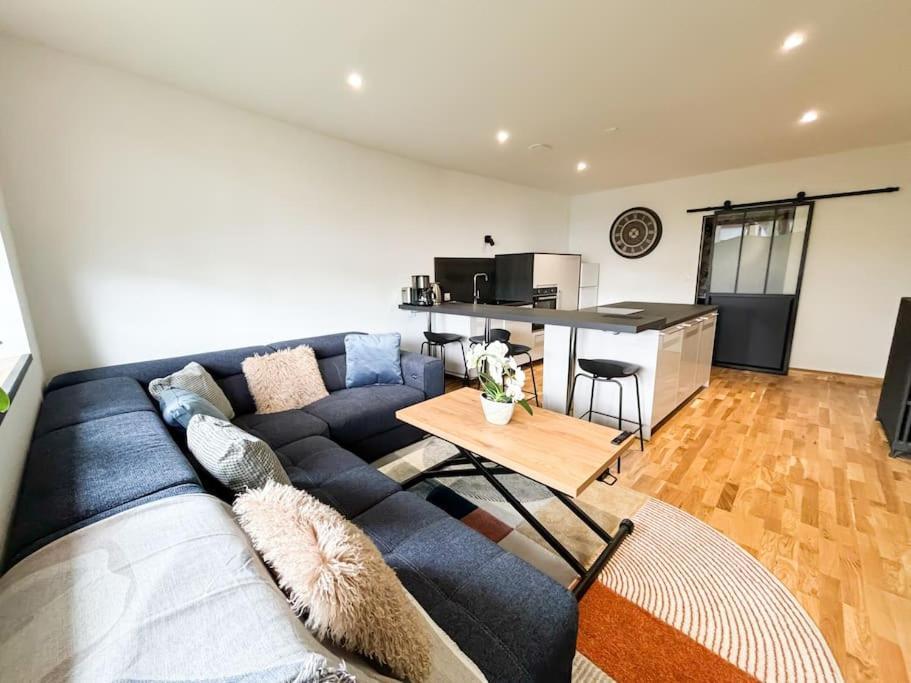 Appartement Cote Jardin - Centre アランソン エクステリア 写真